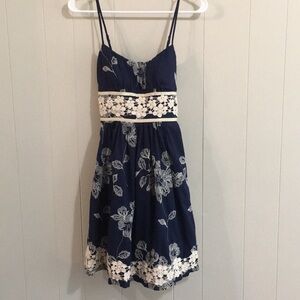 B. Darlin Lace Embroidered Navy Dress Size 3/4
